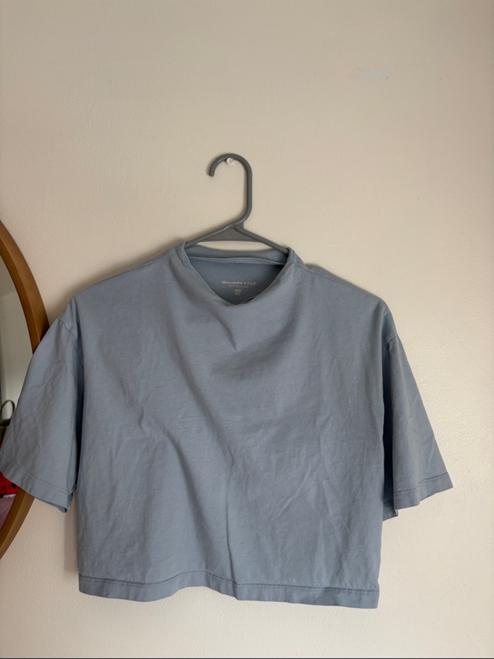 Abercrombie & Fitch Women’s Light Blue Cropped Short Sleeve Tee